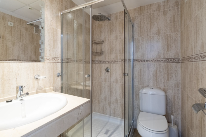 Image No.12-2 Bed Apartment for sale