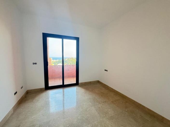 Image No.13-3 Bed Penthouse for sale