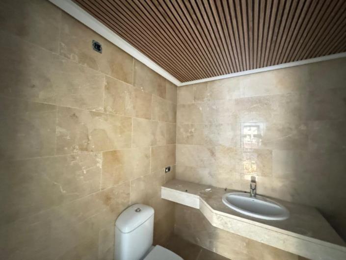 Image No.19-3 Bed Penthouse for sale