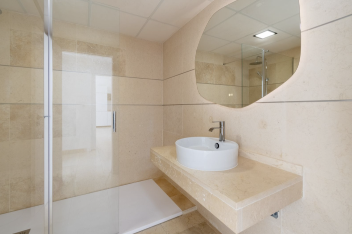 Image No.15-2 Bed Apartment for sale