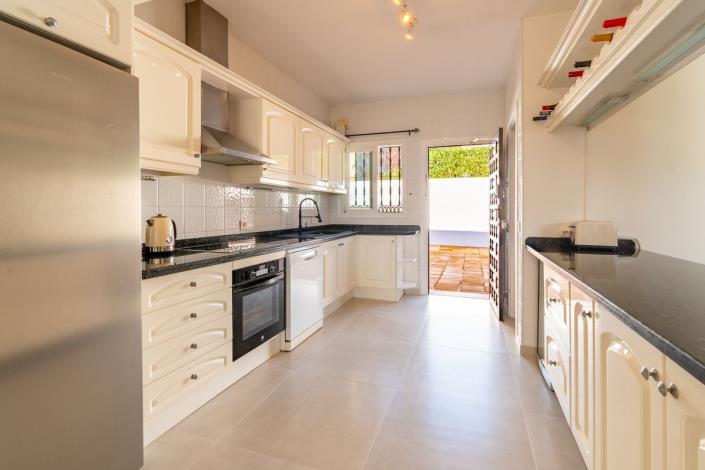 Image No.29-4 Bed House/Villa for sale