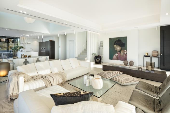 Image No.8-6 Bed Villa / Detached for sale