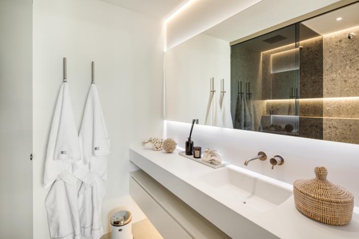 Image No.21-6 Bed Villa / Detached for sale