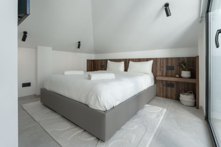 Image No.10-3 Bed Penthouse for sale