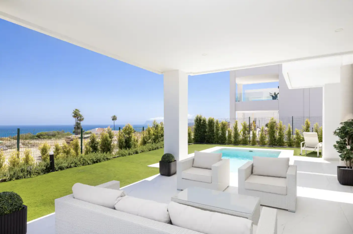 Image No.2-4 Bed Villa / Detached for sale