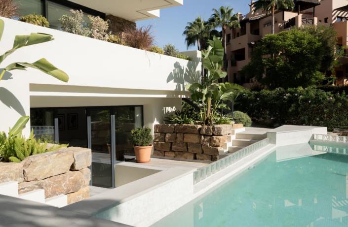 Image No.2-4 Bed Villa for sale