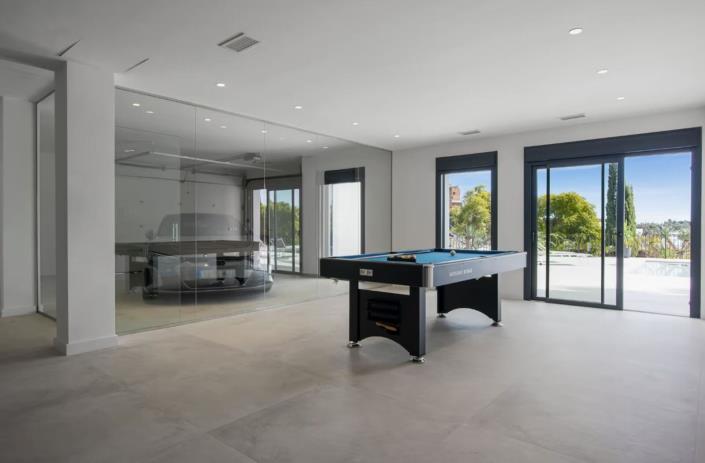 Image No.55-5 Bed House/Villa for sale