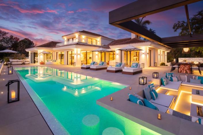 Image No.2-5 Bed Villa for sale