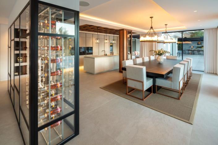 Image No.8-5 Bed Villa for sale