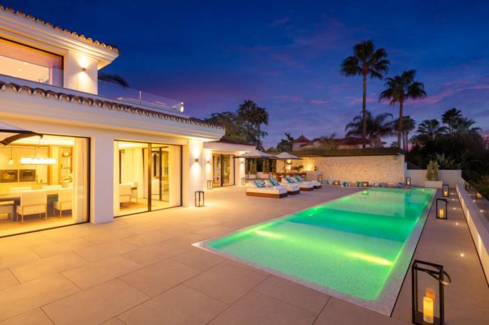 Image No.28-5 Bed Villa for sale