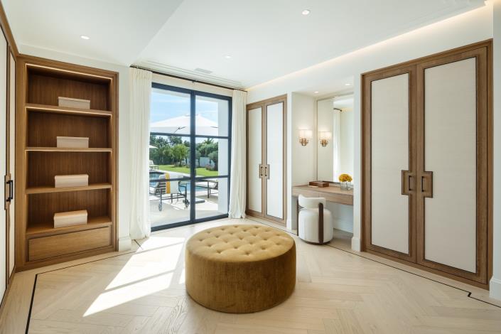 Image No.12-6 Bed Villa for sale