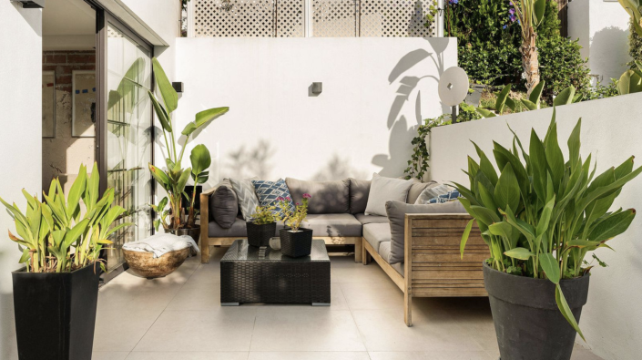 Image No.13-2 Bed Townhouse for sale