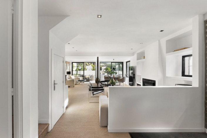 Image No.14-2 Bed Townhouse for sale