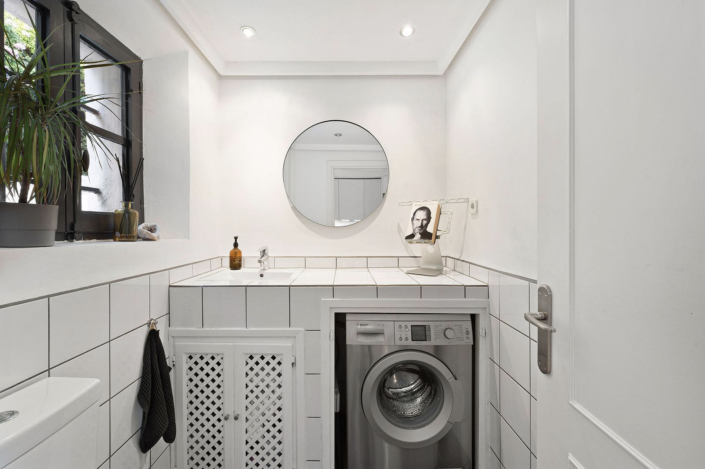 Image No.21-2 Bed Townhouse for sale