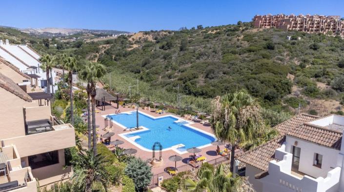 Image No.26-2 Bed Apartment for sale