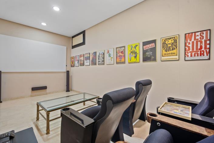 Image No.16-5 Bed Villa for sale