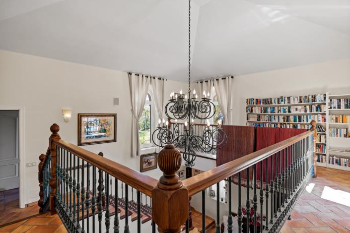 Image No.15-4 Bed Villa for sale