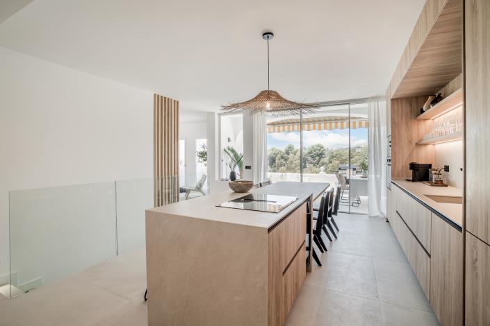 Image No.9-3 Bed Apartment for sale