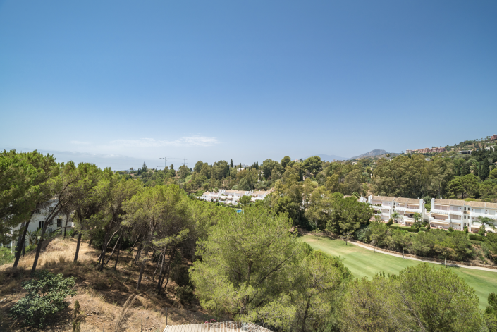 Image No.1-3 Bed Apartment for sale