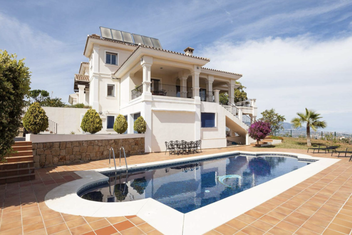 Image No.10-5 Bed Villa / Detached for sale