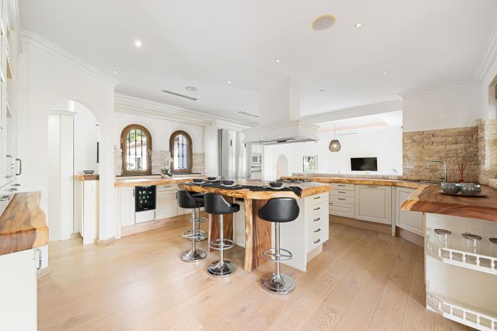 Image No.29-6 Bed Villa for sale