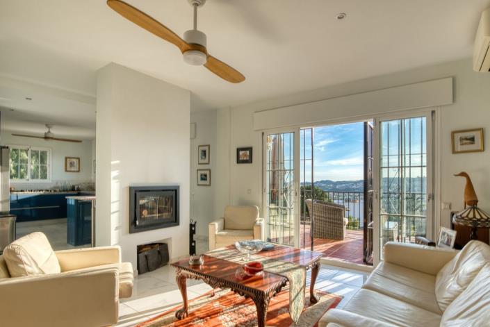 Image No.4-5 Bed Villa for sale