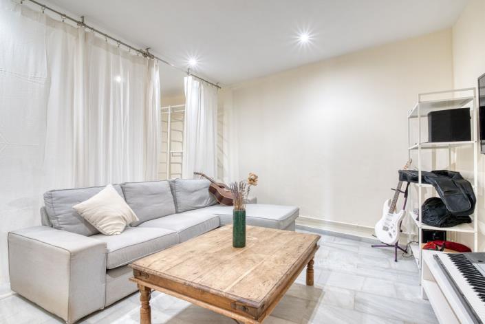 Image No.35-5 Bed Villa for sale