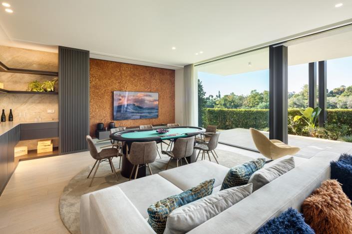 Image No.19-6 Bed Villa for sale