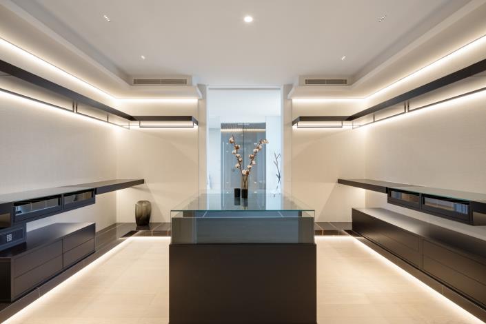 Image No.31-6 Bed Villa for sale