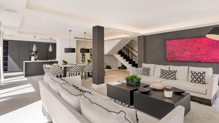 Image No.5-Villa de 5 chambres à vendre à Nueva Andalucia