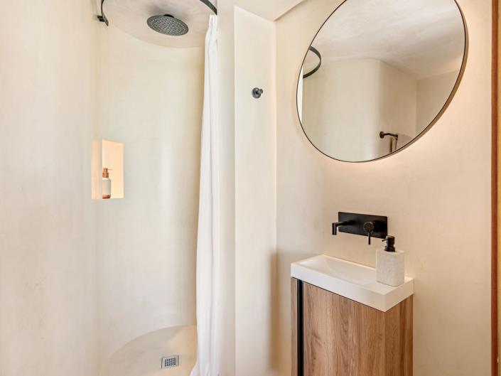 Image No.42-6 Bed Villa for sale