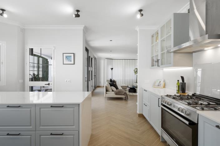 Image No.9-4 Bed House/Villa for sale