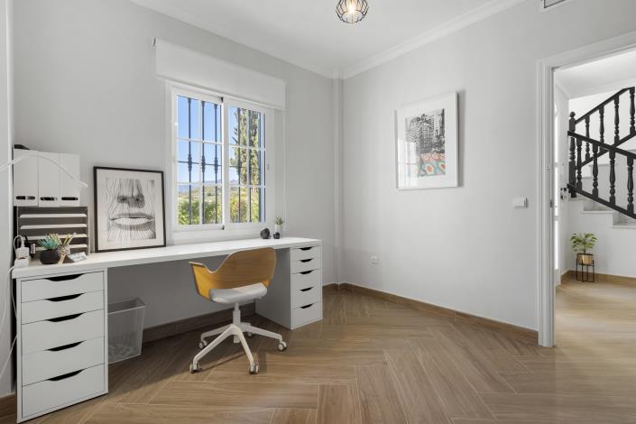 Image No.35-4 Bed House/Villa for sale