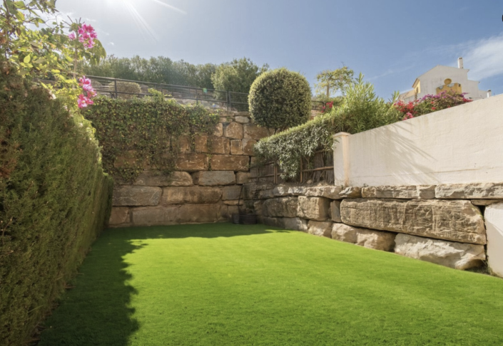 Image No.11-3 Bed Townhouse for sale