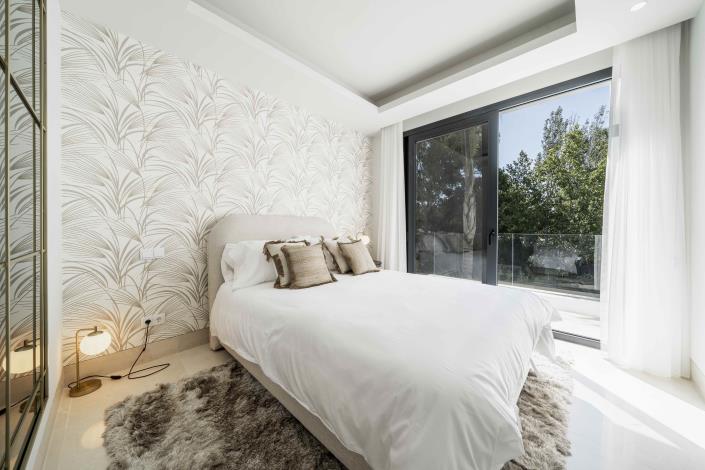 Image No.8-4 Bed Villa / Detached for sale