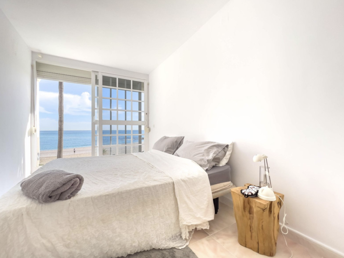 Image No.4-2 Bed Townhouse for sale