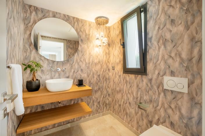 Image No.13-5 Bed Villa for sale