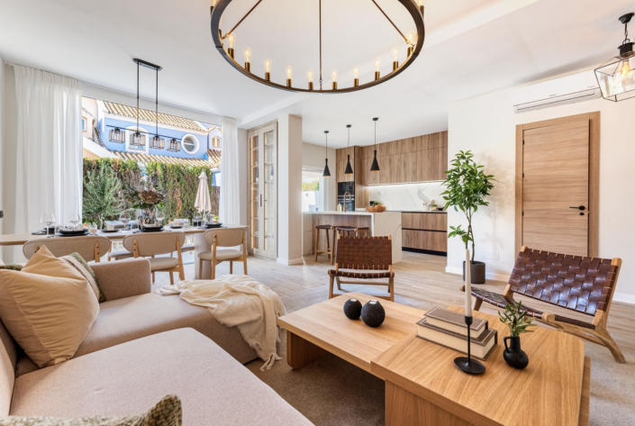 Image No.3-4 Bed Townhouse for sale