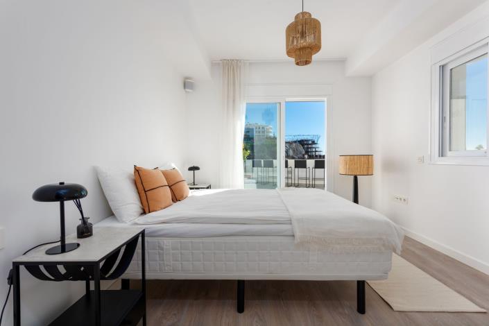 Image No.4-2 Bed Apartment for sale