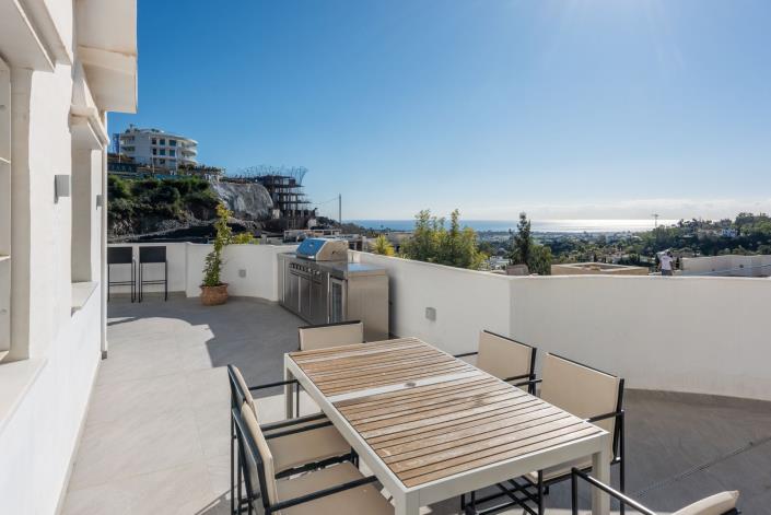 Image No.8-2 Bed Apartment for sale