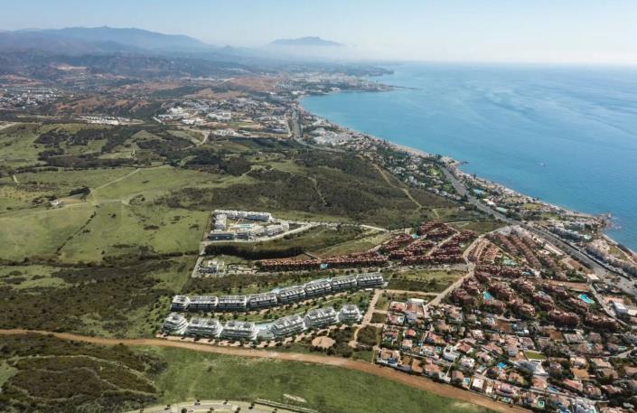 Image No.18-3 Bed Apartment for sale