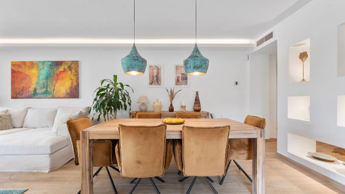 Image No.10-3 Bed Villa for sale