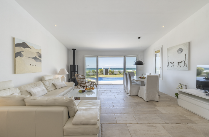 Image No.10-2 Bed Villa / Detached for sale