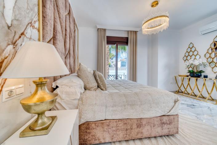 Image No.32-5 Bed Villa for sale