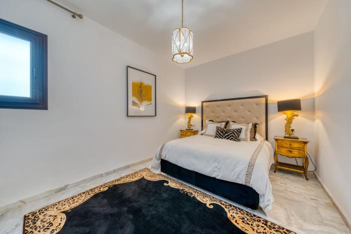 Image No.56-5 Bed Villa for sale