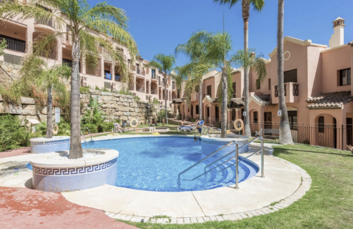 Image No.15-3 Bed Townhouse for sale