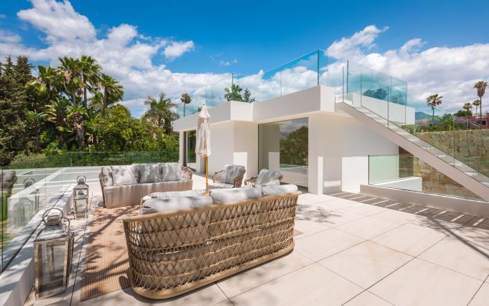 Image No.14-5 Bed Villa for sale