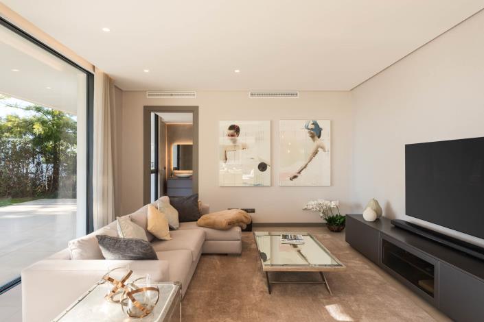 Image No.16-5 Bed Villa for sale