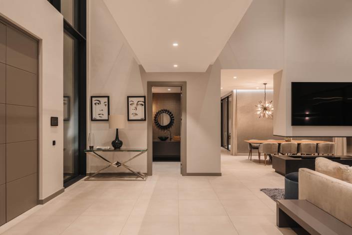 Image No.42-5 Bed Villa for sale