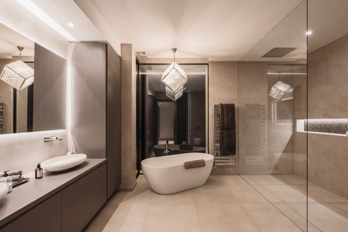 Image No.44-5 Bed Villa for sale